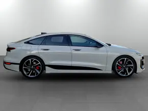 A6 Sportback quattro e-tron thumbnail