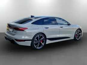 A6 Sportback quattro e-tron thumbnail
