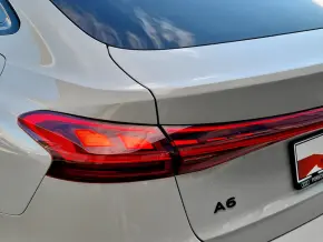 A6 Sportback quattro e-tron thumbnail