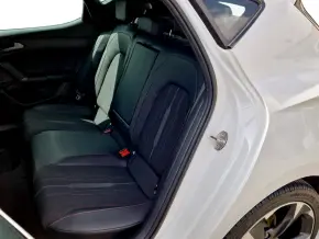 CUPRA Leon 1.5 eTSI DSG7 thumbnail