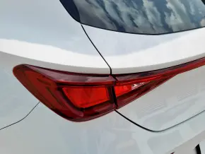 CUPRA Leon 1.5 eTSI DSG7 thumbnail