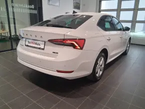 Škoda OCTAVIA AMBITION 1.5 TSI DSG mHEV thumbnail