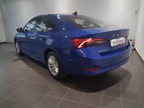 Škoda OCTAVIA AMBITION 2.0 TDI DSG thumbnail
