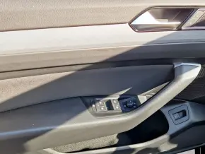 VW Passat Comfortline1.5 TSI ACT DSG thumbnail
