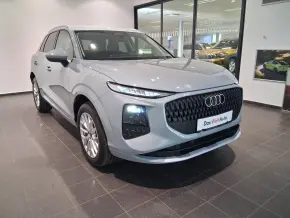 Audi Q3 35 TFSI thumbnail