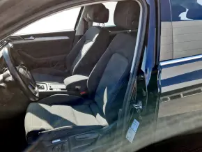 VW Passat Comfortline1.5 TSI ACT DSG thumbnail