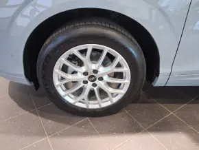 Audi Q3 35 TFSI thumbnail