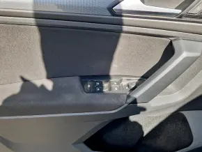 VW Noul Tiguan Life1.5 TSI OPF DSG thumbnail