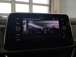 VW T-Roc Style 1.5 TSI DSG thumbnail