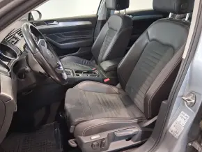 VW Passat Var. Highline 2.0 TDI DSG thumbnail