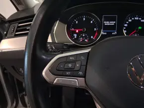 VW Passat Var. Highline 2.0 TDI DSG thumbnail
