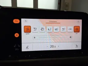 VW Golf Life 1.5 eTSI ACT DSG mild hyb thumbnail