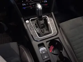 VW Passat Var. Highline 2.0 TDI DSG thumbnail