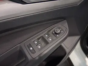 VW Golf Life 1.5 eTSI ACT DSG mild hyb thumbnail