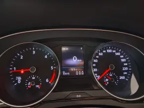 VW Passat Var. Highline 2.0 TDI DSG thumbnail