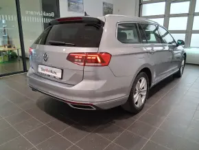 VW Passat Var. Highline 2.0 TDI DSG thumbnail