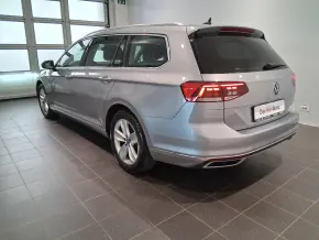 VW Passat Var. Highline 2.0 TDI DSG thumbnail