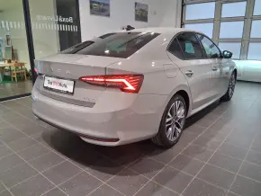 Škoda Octavia Selection 1.5 TSI DSG mHEV thumbnail
