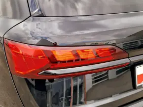 Audi Q7 PI S line 50 TDI quattro thumbnail