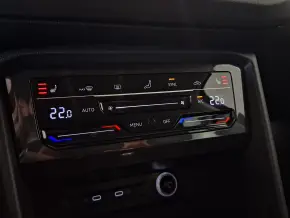 VW Noul Tiguan Life 2,0 TDI DSG thumbnail