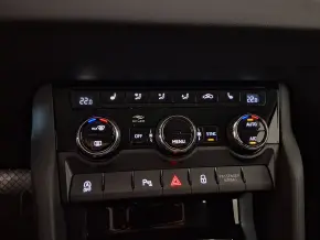 Škoda Karoq Selection 1.5 TSI DSG thumbnail