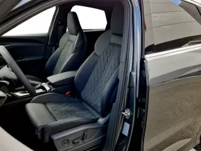 Audi Q5 Sportback 40 TFSI quattro thumbnail