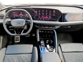 Audi Q5 Sportback 40 TFSI quattro thumbnail