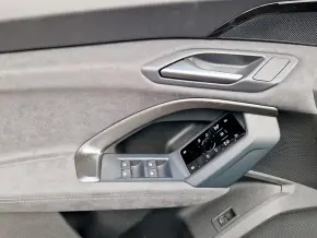 Audi Q5 Sportback 40 TFSI quattro thumbnail