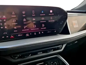 Audi Q5 Sportback 40 TFSI quattro thumbnail