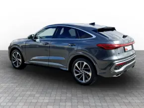 Audi Q5 Sportback 40 TFSI quattro thumbnail