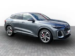 Audi Q5 Sportback 40 TFSI quattro thumbnail