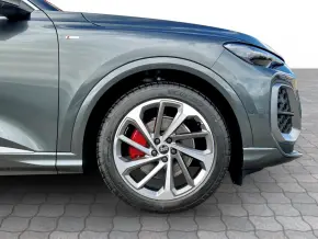 Audi Q5 Sportback 40 TFSI quattro thumbnail