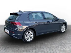 VW Golf Life 1.0 TSI thumbnail