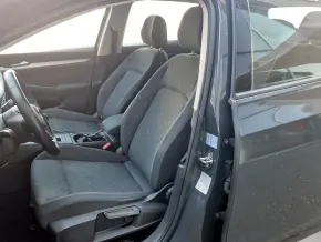 VW Golf Life 1.0 TSI thumbnail