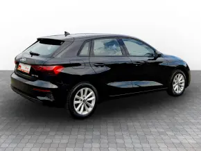 Audi A3 Sportback 35 TFSI thumbnail