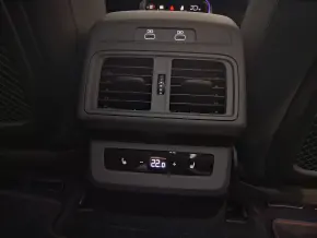 Audi Q5 40 TDI quattro thumbnail