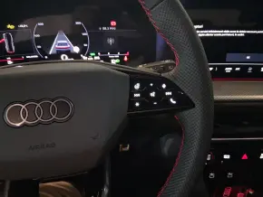 Audi Q5 40 TDI quattro thumbnail