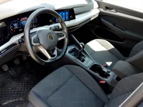 VW Golf Life 2.0 TDI thumbnail