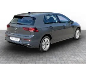 VW Golf Life 2.0 TDI thumbnail
