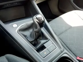 VW Golf Life 2.0 TDI thumbnail