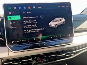 VW Golf Life 1.5 TSI DSG PHEV TD thumbnail