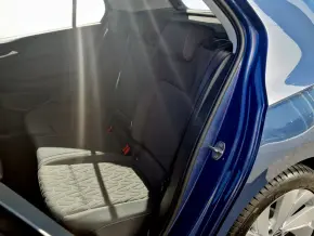 VW Golf Life 1.5 TSI DSG PHEV TD thumbnail