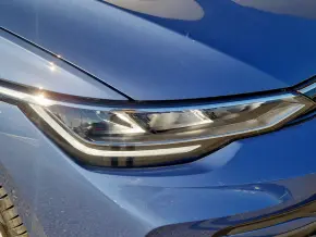 VW Golf Life 1.5 TSI DSG PHEV TD thumbnail