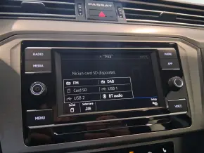 VW Noul Passat Trendline1.5 TSI ACT thumbnail