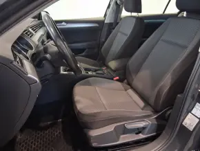 VW Noul Passat Trendline1.5 TSI ACT thumbnail