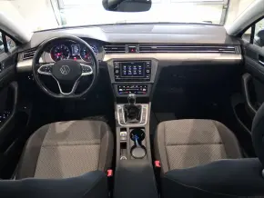 VW Noul Passat Trendline1.5 TSI ACT thumbnail