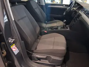 VW Noul Passat Trendline1.5 TSI ACT thumbnail
