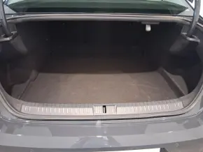 VW Noul Passat Trendline1.5 TSI ACT thumbnail