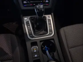 VW Noul Passat Trendline1.5 TSI ACT thumbnail
