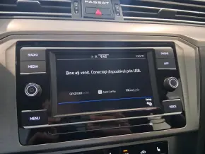 VW Noul Passat Trendline1.5 TSI ACT thumbnail